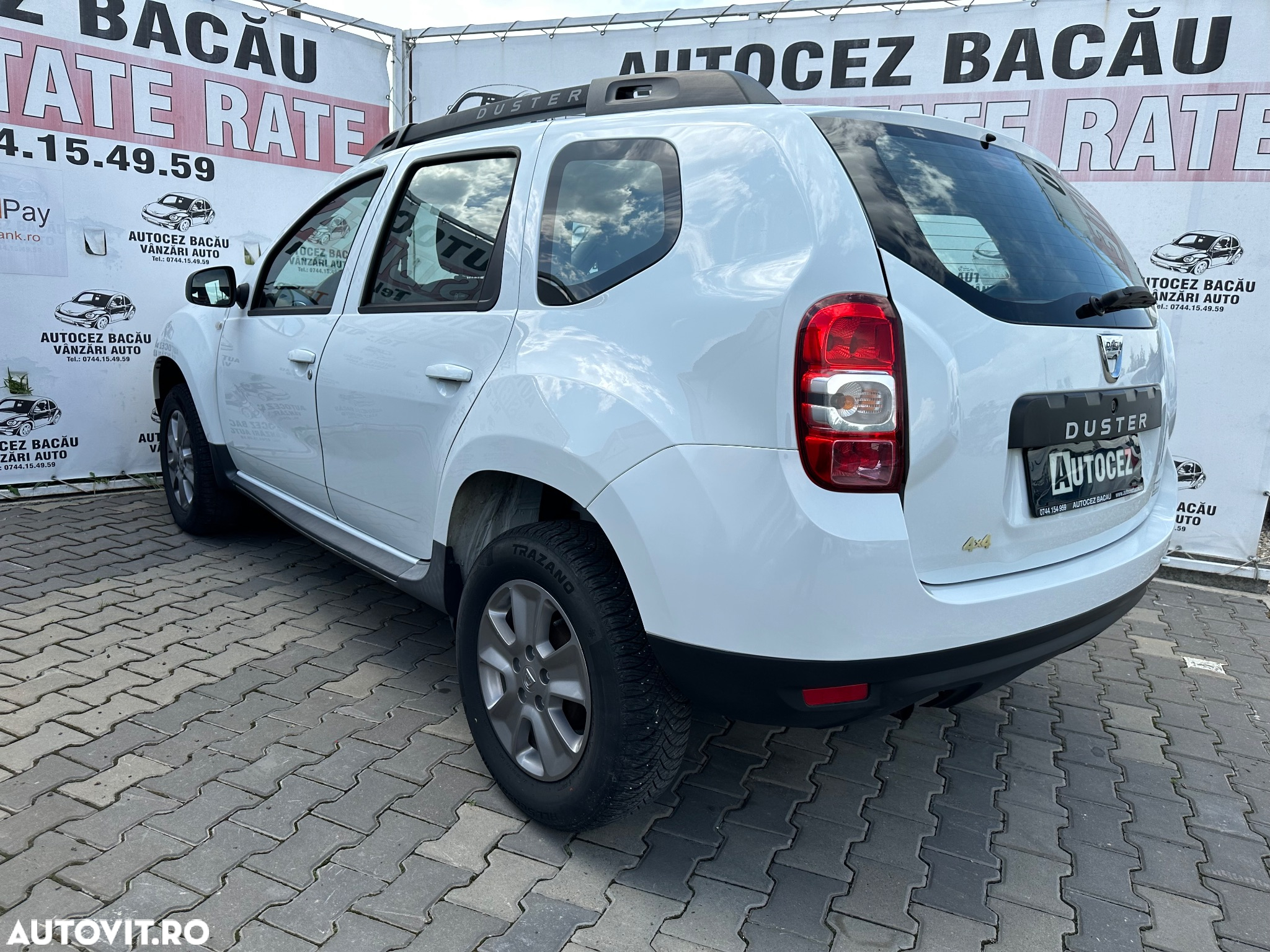 Dacia Duster 1.5 dCi 4x4 Laureate - 13