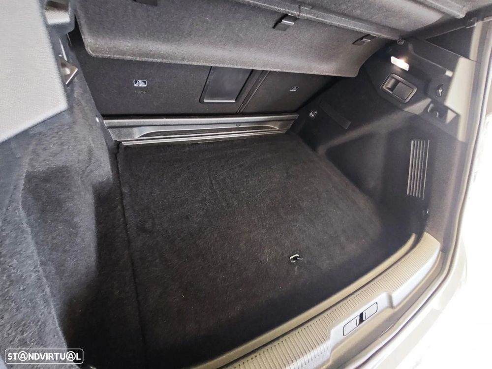 DS DS7 Crossback BlueHDI 130 Aut. Performance Line + - 11