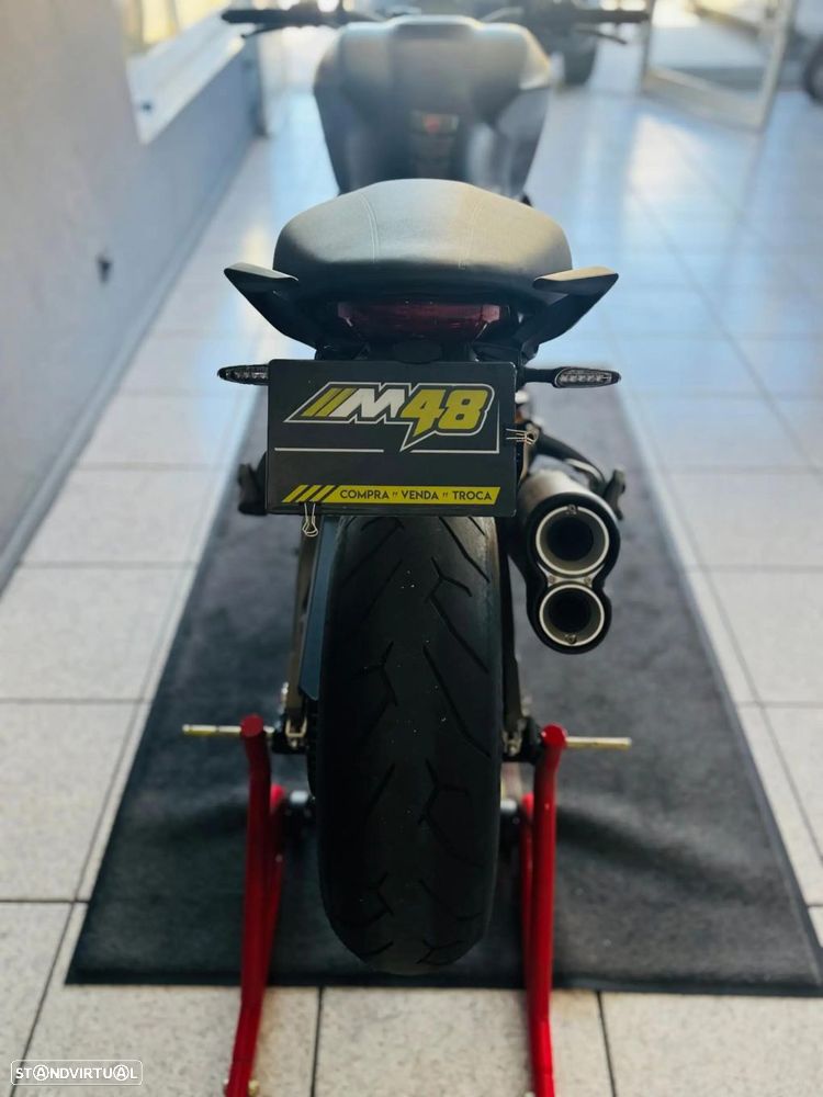 Ducati Monster - 15