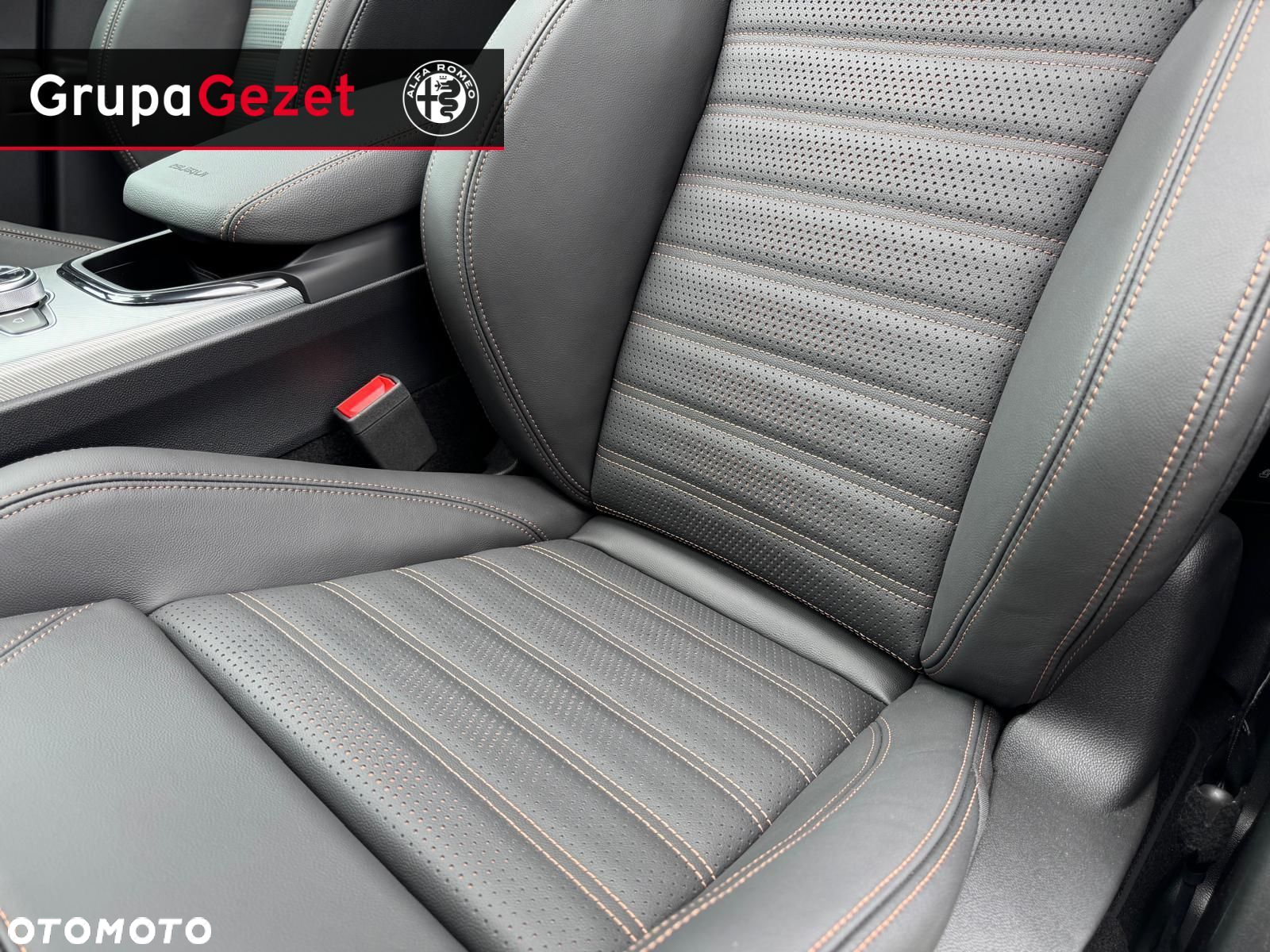Alfa Romeo Stelvio - 13
