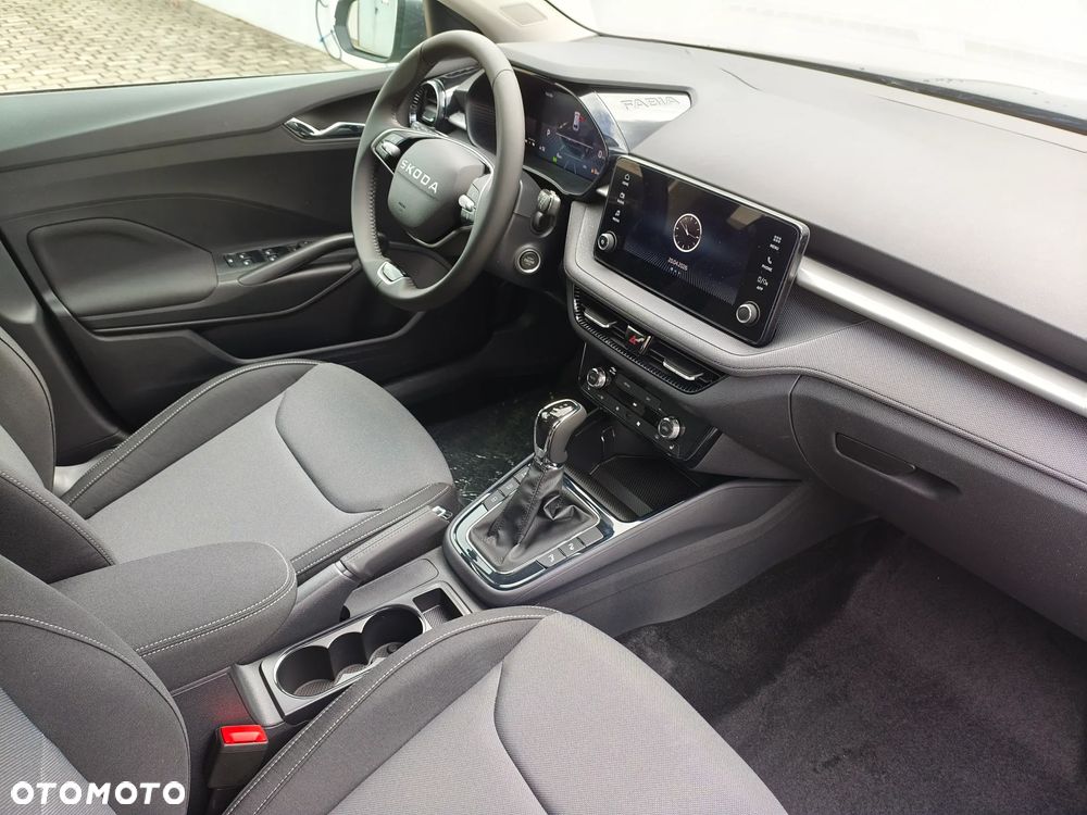 Skoda Fabia 1.0 TSI Drive DSG - 11