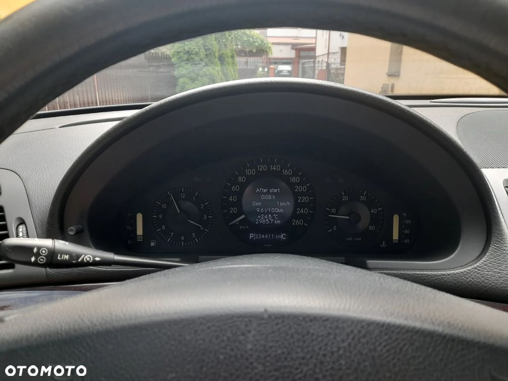 Mercedes-Benz Klasa E 200 CDI Automatik Classic - 9