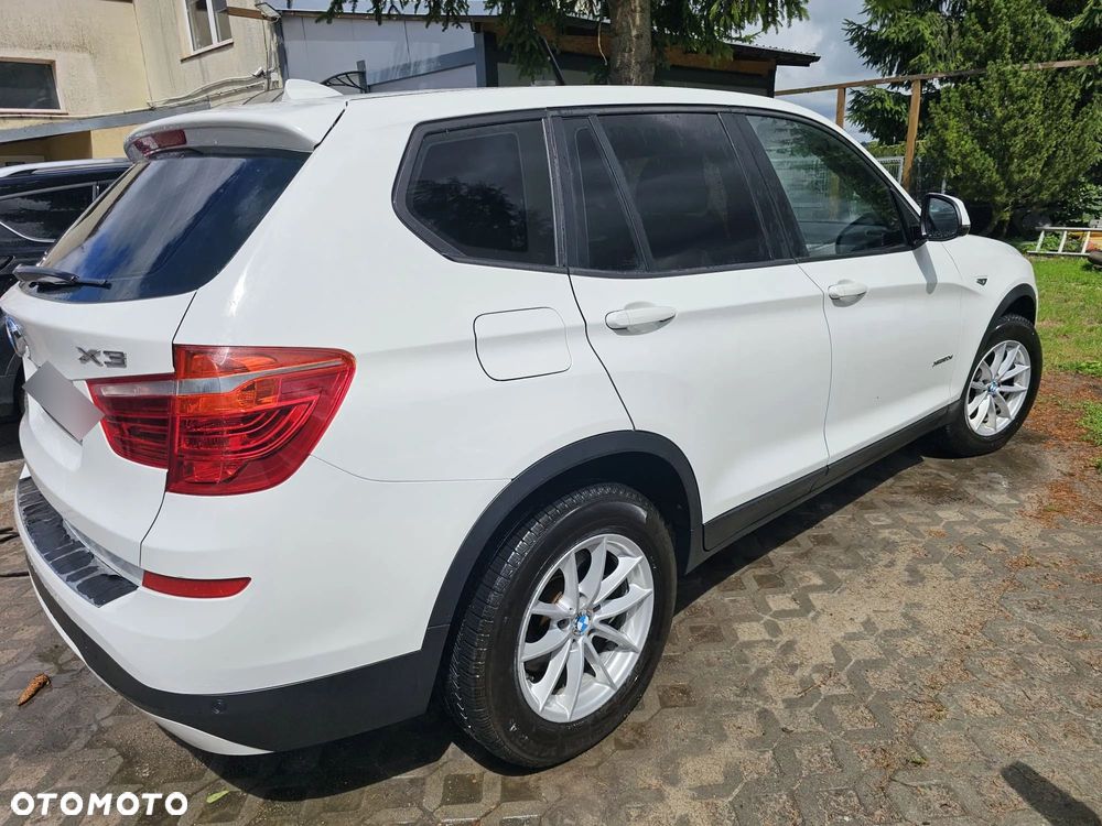 BMW X3 xDrive20d - 11