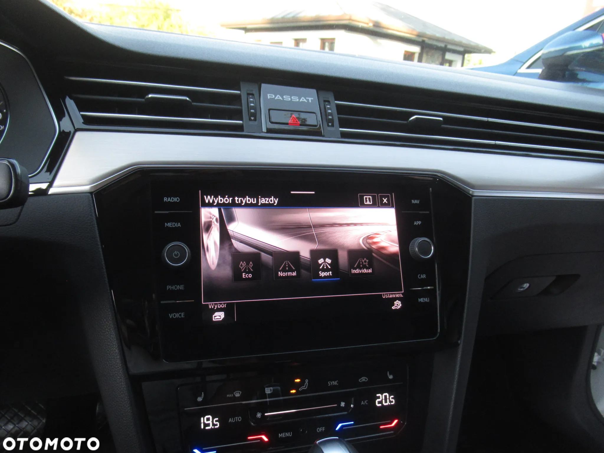Volkswagen Passat 2.0 TDI EVO Elegance DSG - 27