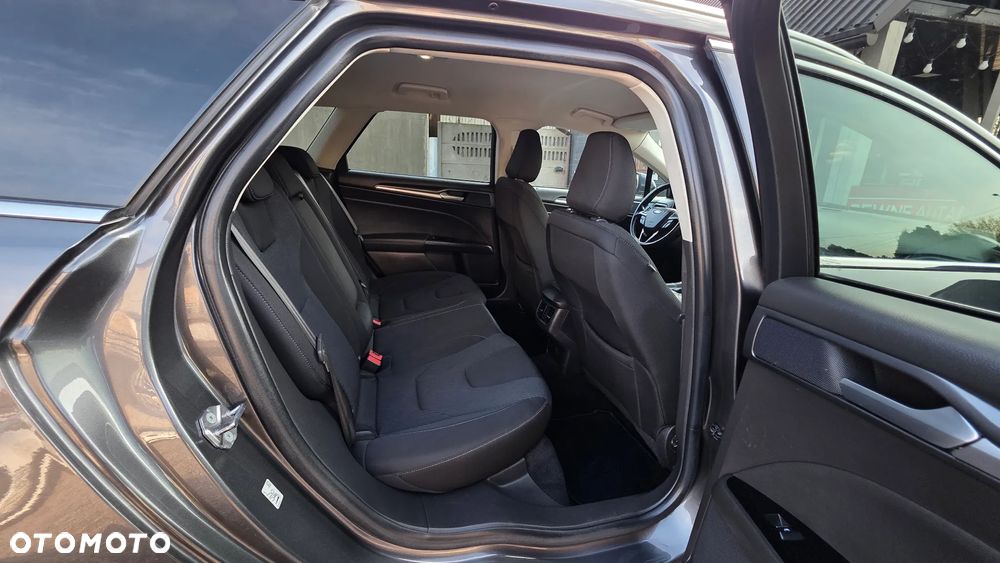 Ford Mondeo 2.0 TDCi Titanium - 10