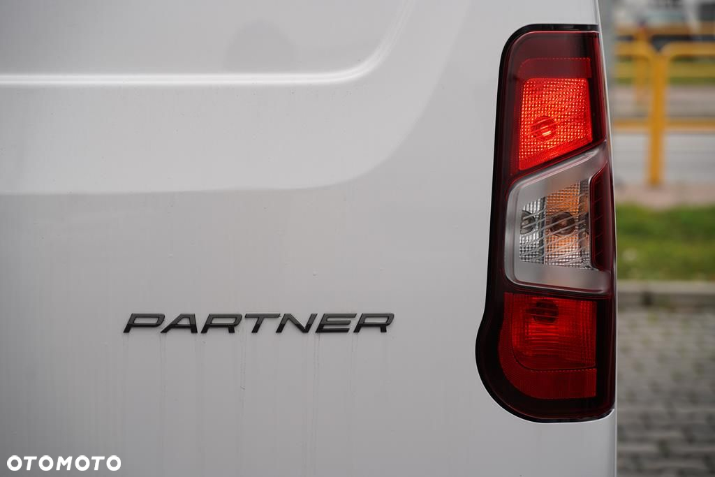 Peugeot Partner Van - 26