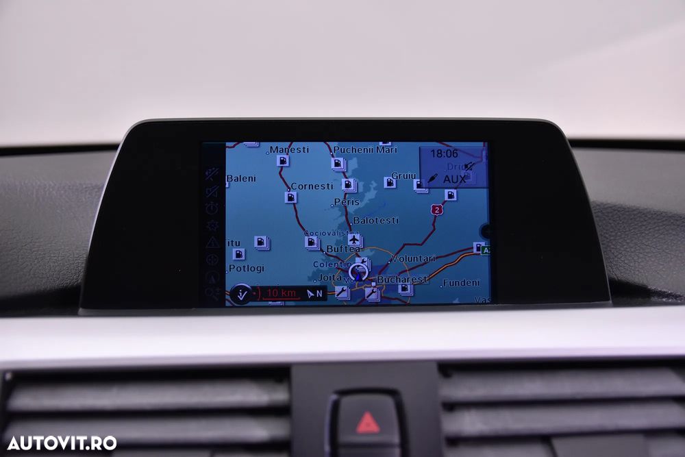 BMW Seria 3 320i Aut. - 21