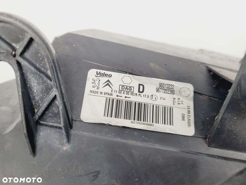 LAMPA PRAWY PRZÓD PRAWA PRZEDNIA PEUGEOT PARTNER III LIFT 9677202380 - 9