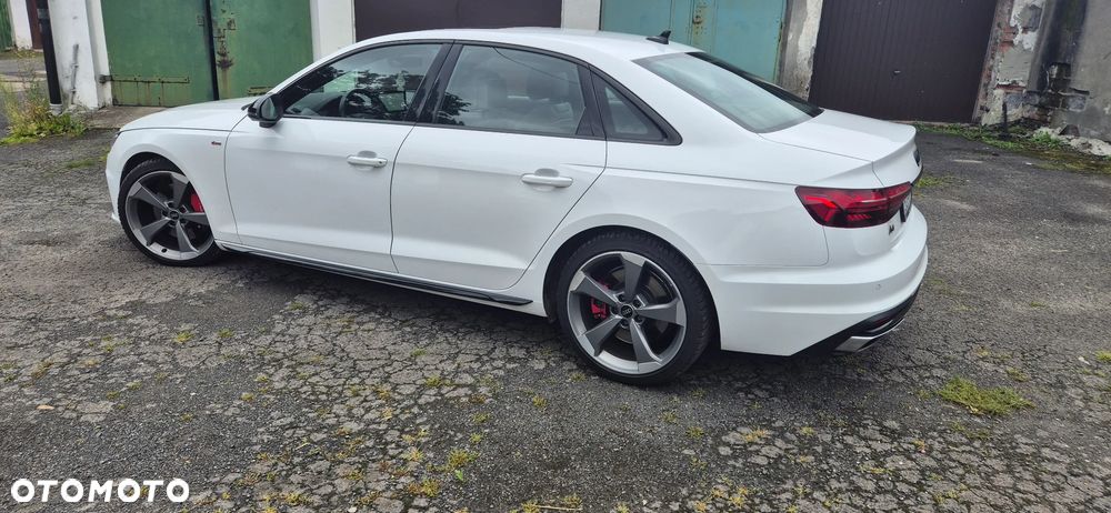 Audi A4 Limousine 45 TFSI quattro S tronic S line - 4