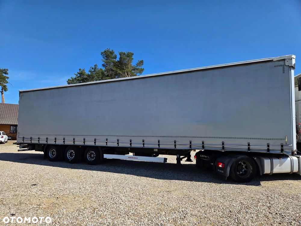 Kassbohrer NOWY DACH / OPONY 90% / OSIE SAF / MEGA - 4
