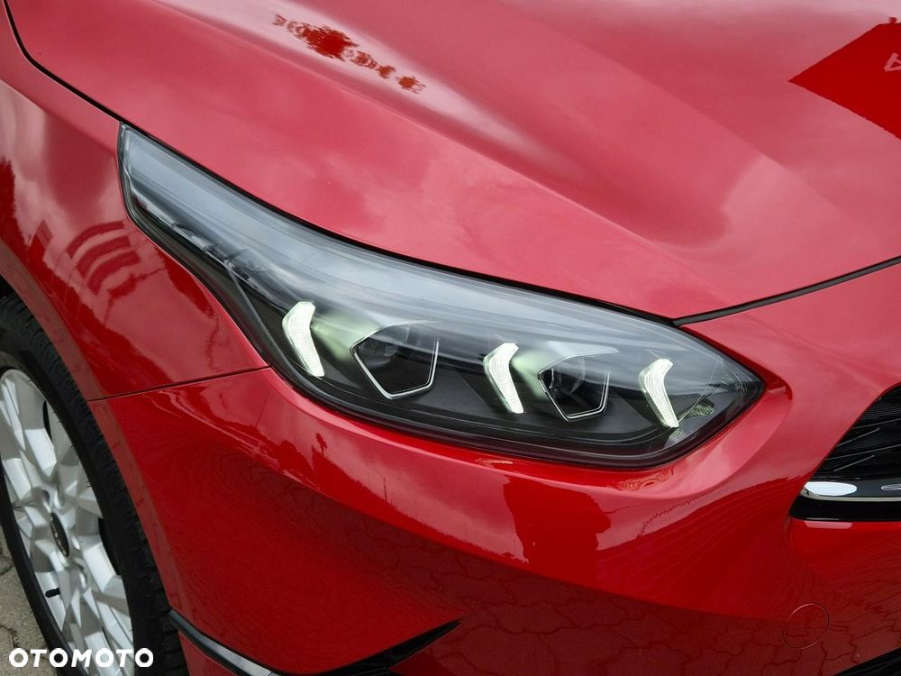 Kia Ceed 1.5 T-GDI M DCT - 12