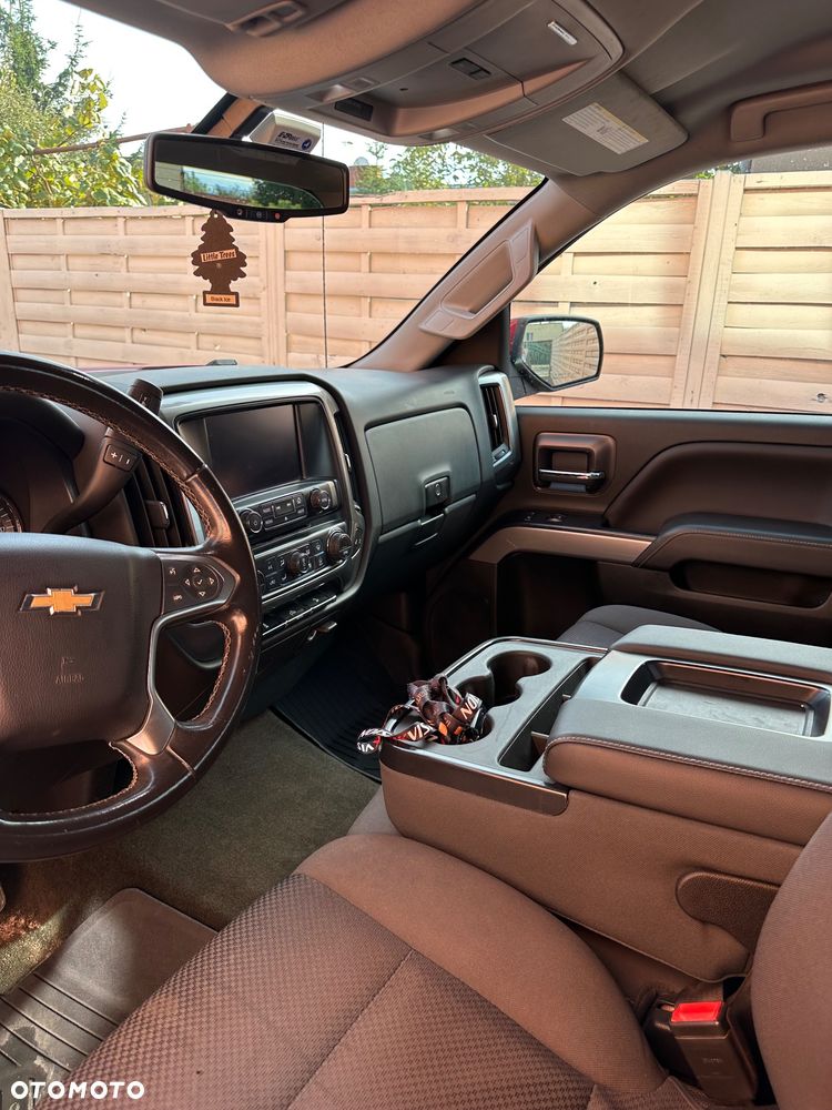 Chevrolet Silverado - 15