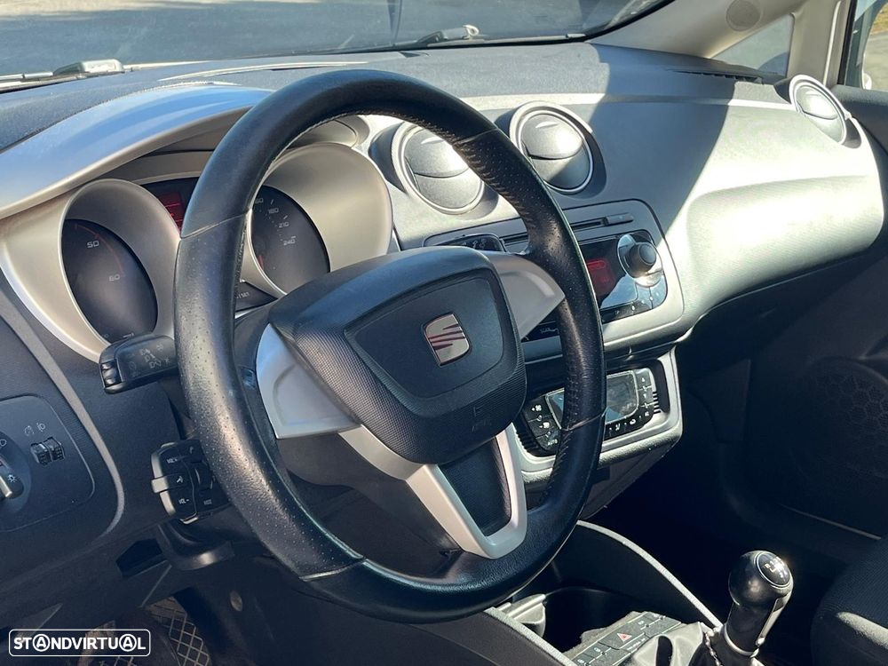 SEAT Ibiza 1.6 TDI 25 Anos DPF - 11