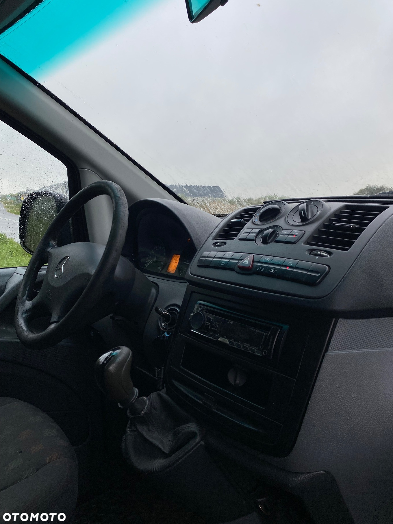 Mercedes-Benz Vito - 12