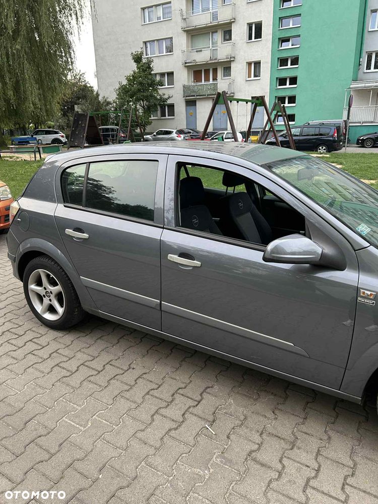 Opel Astra 1.4 Start - 4