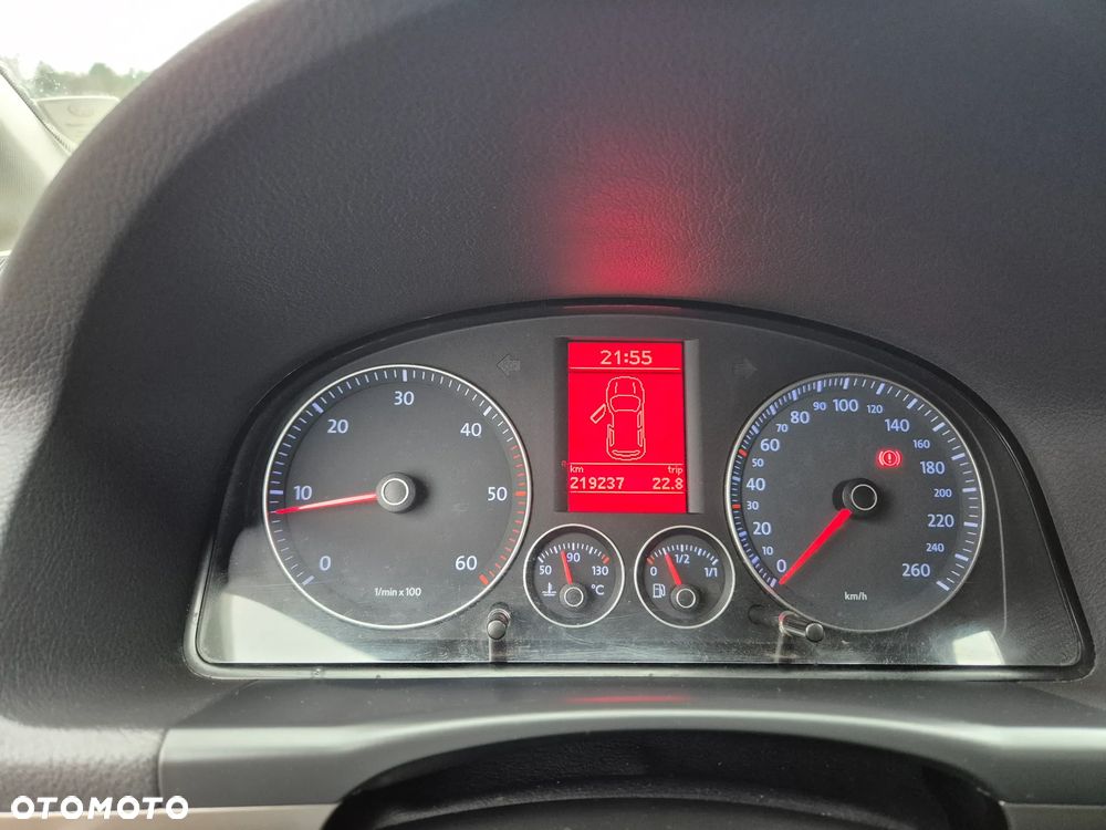 Volkswagen Touran 1.9 TDI DPF Blue Motion Trendline - 12