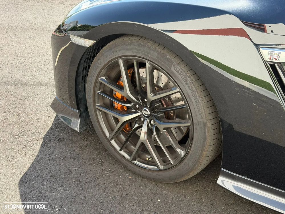 Nissan GT-R Black Edition - 17