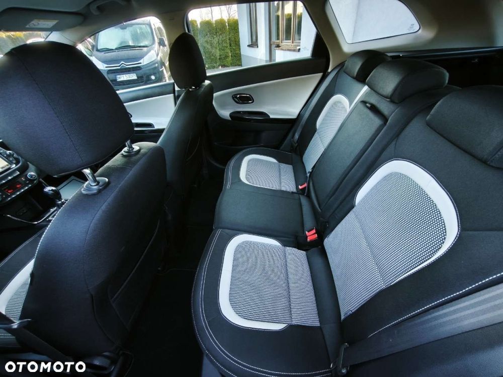 Kia Ceed - 15