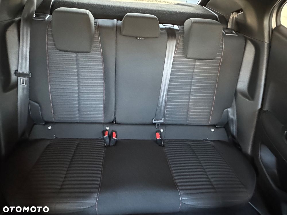 Peugeot 2008 PureTech 130 EAT8 Active - 11