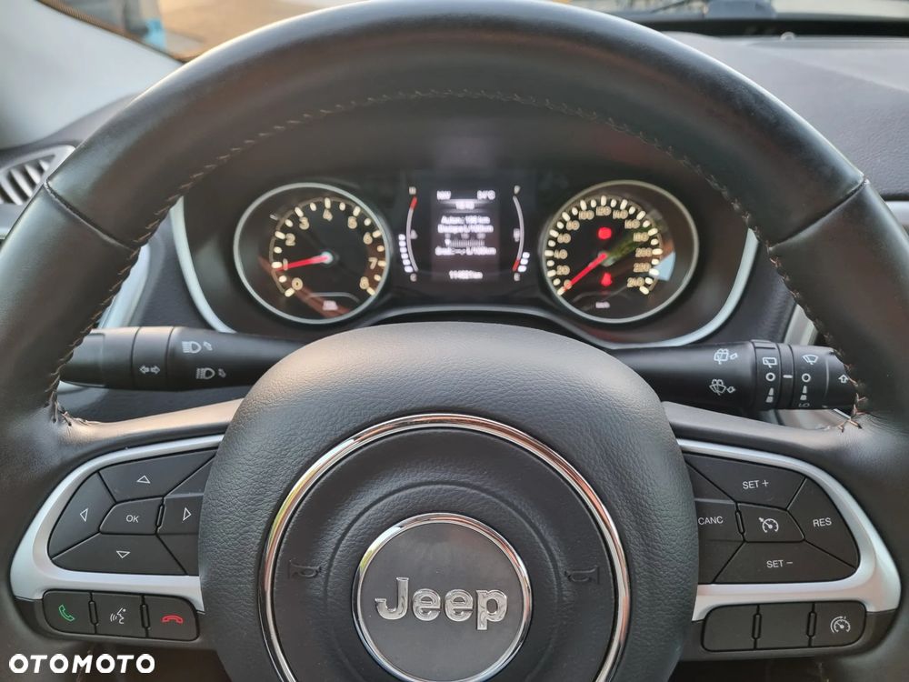 Jeep Compass 1.4 MultiAir Longitude - 22