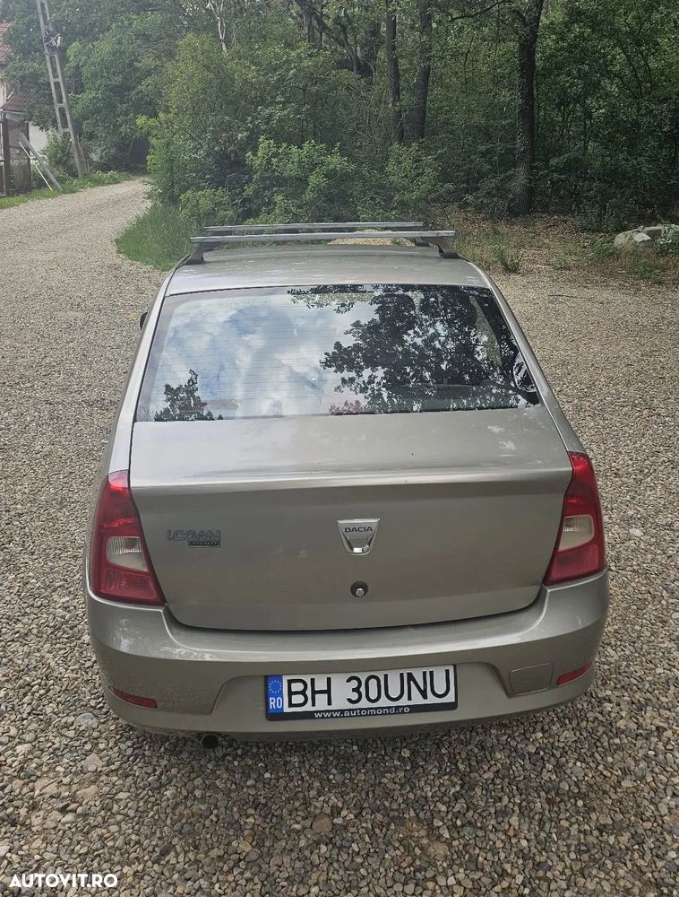 Dacia Logan 1.2 - 3