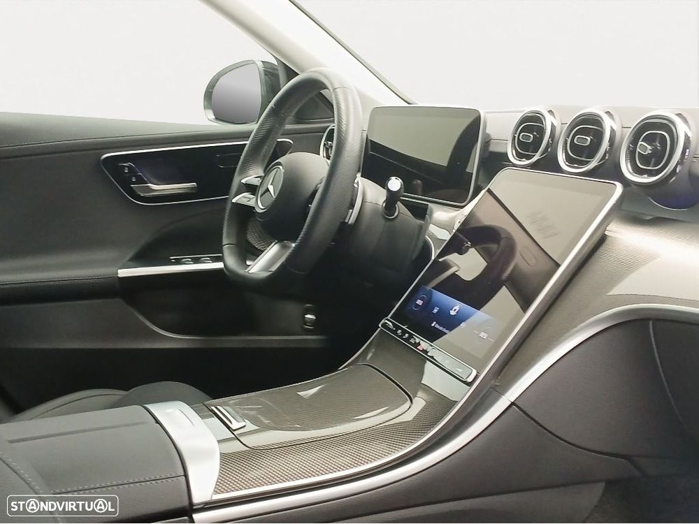 Mercedes-Benz C 300 — fotografia 12