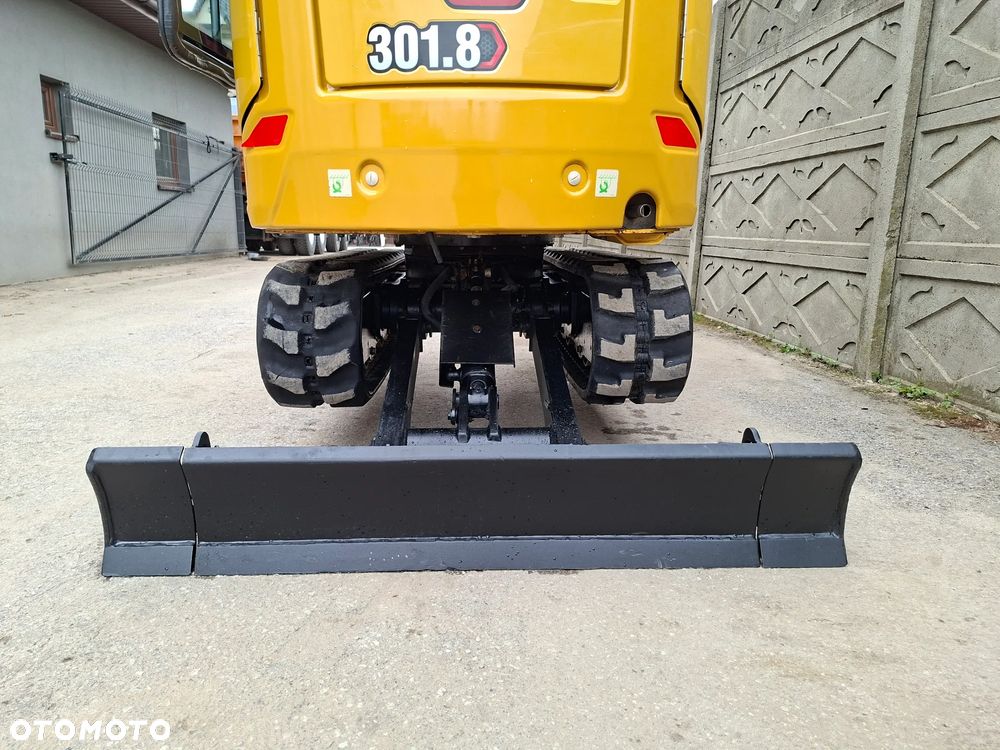 Caterpillar 301.8 05A Powertilt klimatyzacja radio - 24