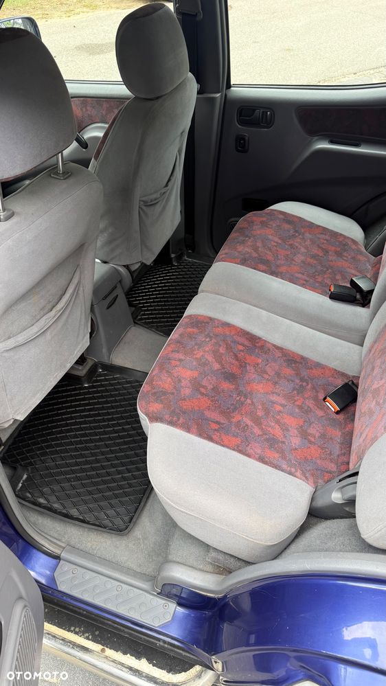 Nissan Terrano - 3