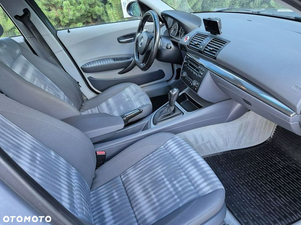 BMW Seria 1 130i - 6
