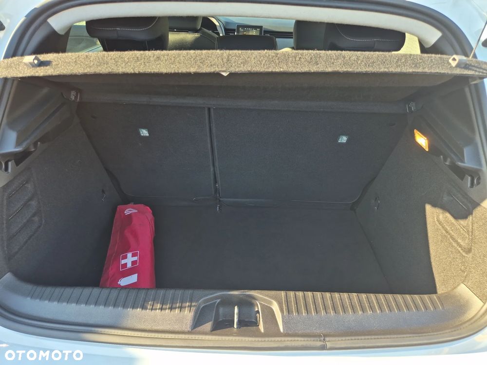 Renault Clio 1.0 TCe Evolution - 25