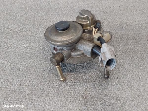 Copo / Corpo / Suporte Filtro Toyota Corolla Verso (Zer_, Zze12_, R1_) - 2