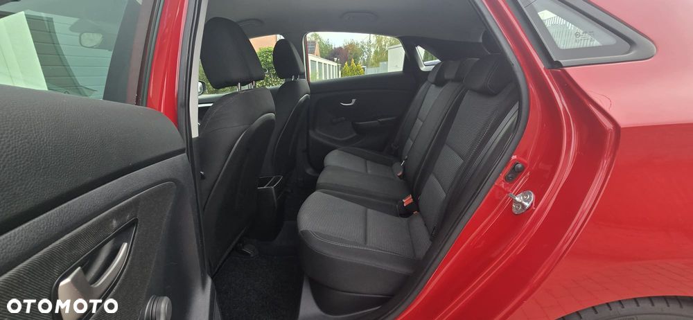 Hyundai i30 - 27