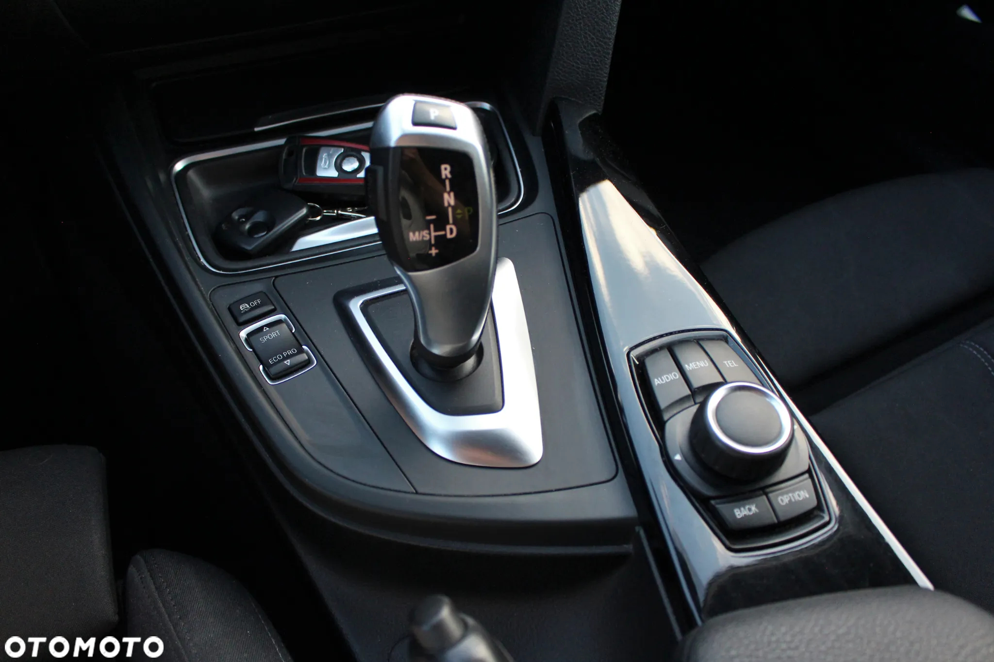BMW Seria 3 316i Touring Sport Line - 25