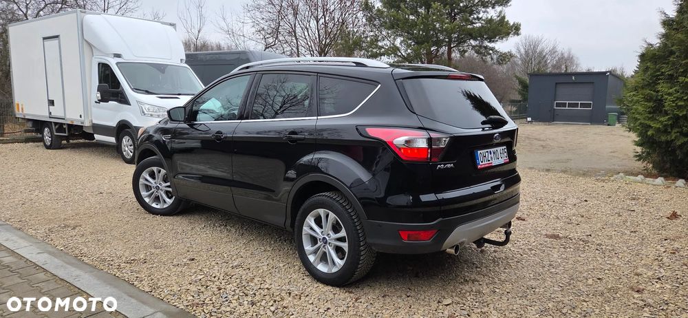 Ford Kuga 1.5 EcoBoost FWD Titanium ASS GPF - 4