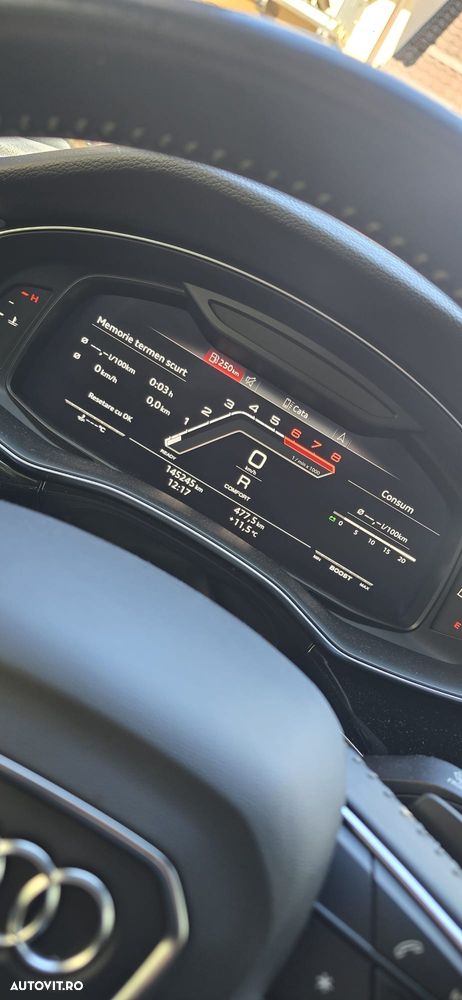 Audi Q8 - 7