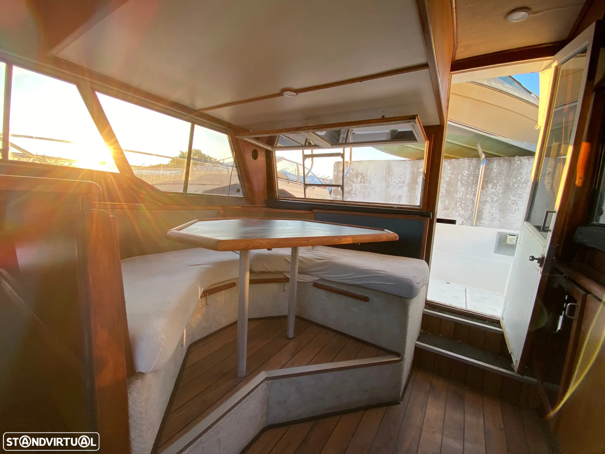 Bayliner 2958 MotorYacht - 8