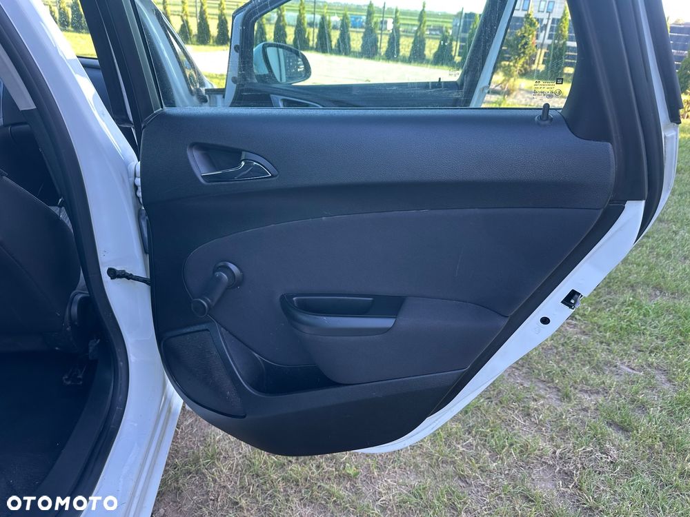 Opel Astra 1.4 Selection - 19