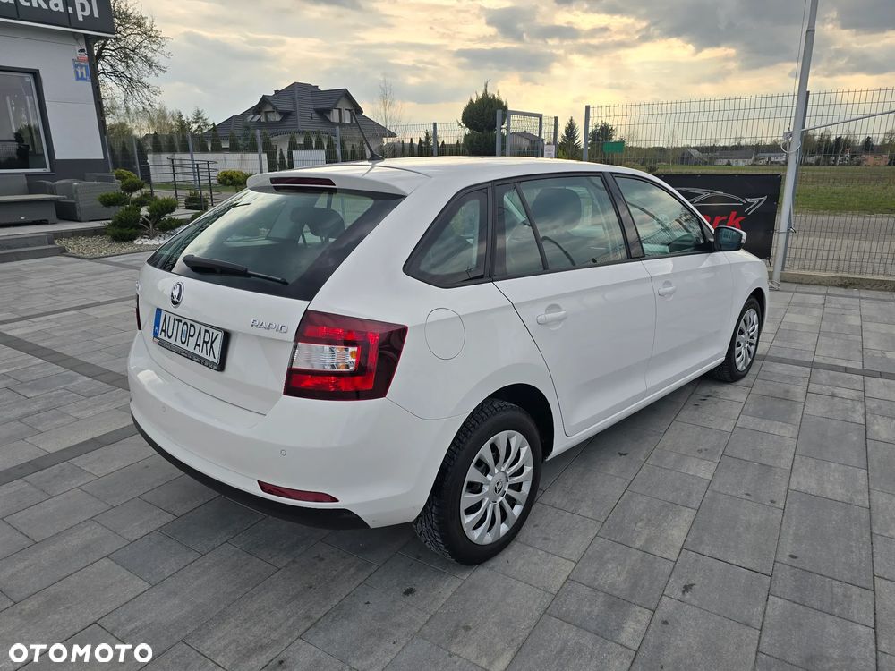 Skoda RAPID - 17