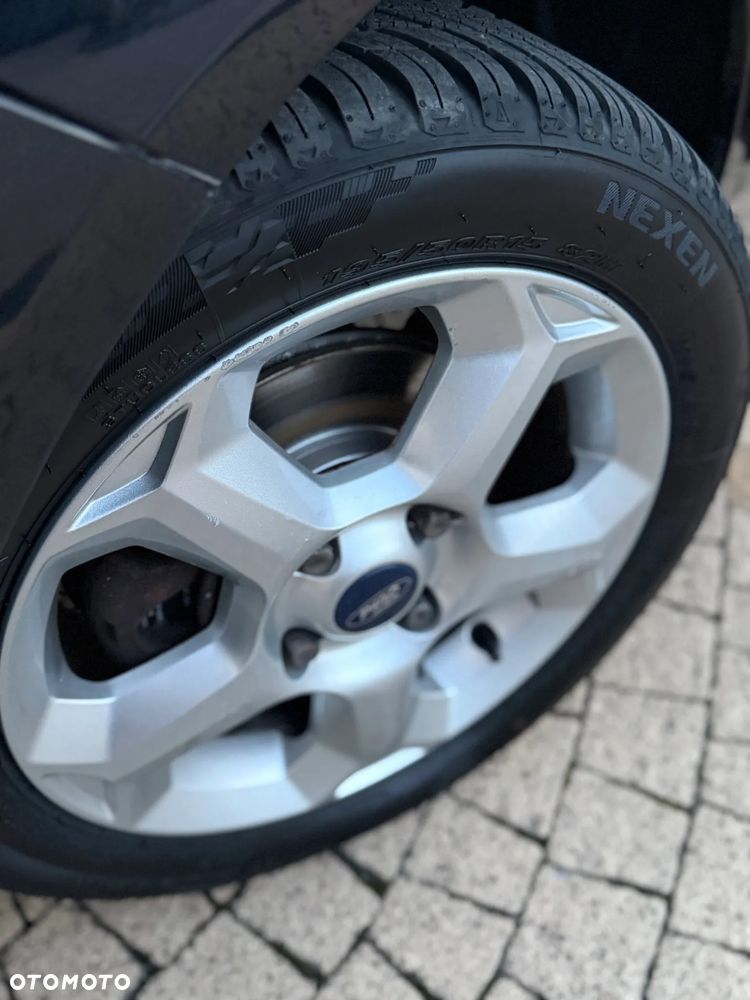 Ford Fiesta - 17