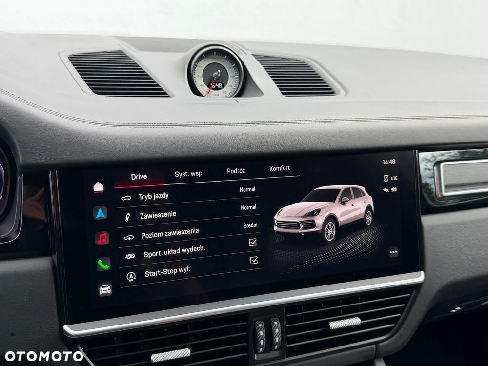 Porsche Cayenne - 17