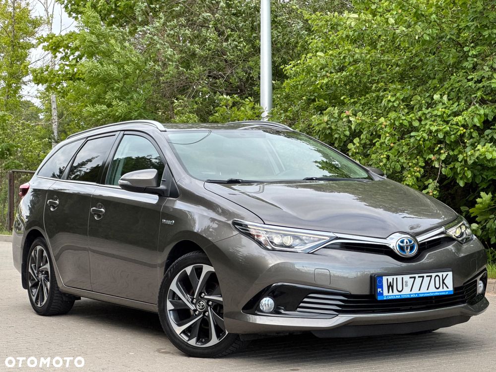 Toyota Auris Hybrid 135 Premium - 3