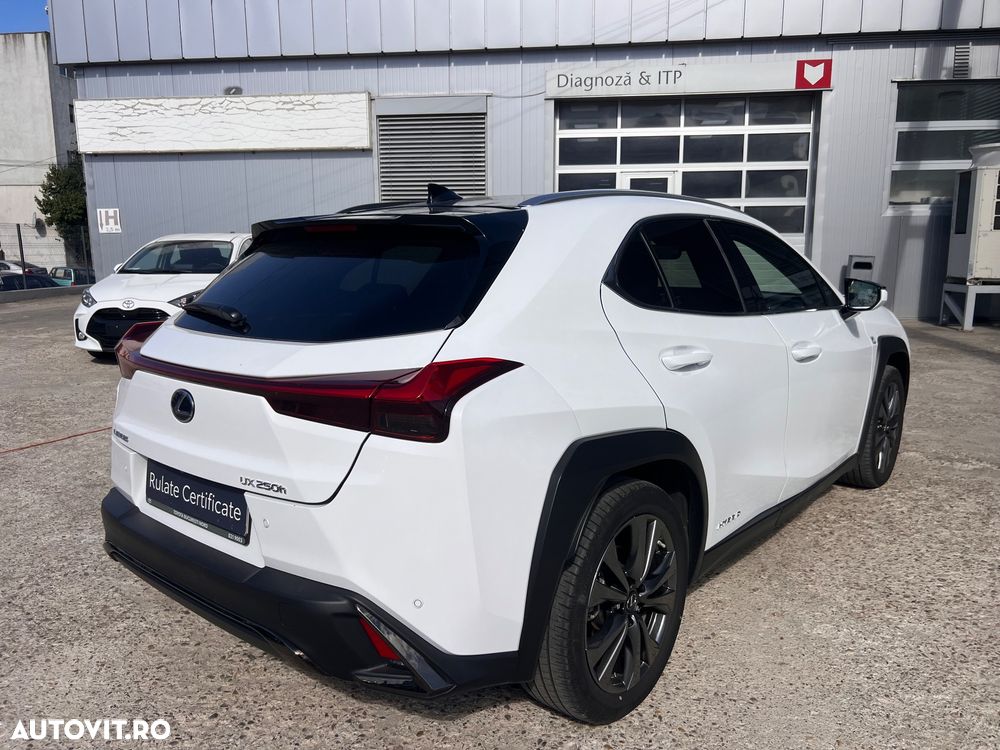 Lexus Ux 2021 photo 4