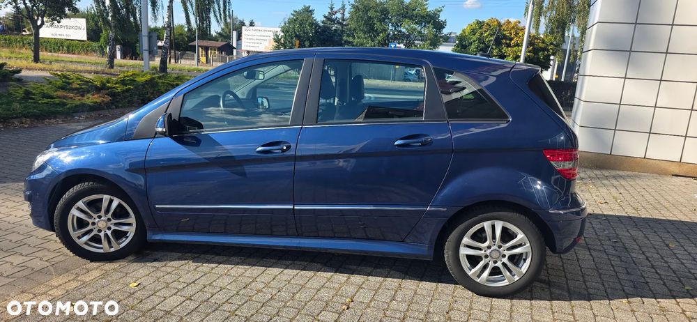 Mercedes-Benz Klasa B 200 Special Edition - 4