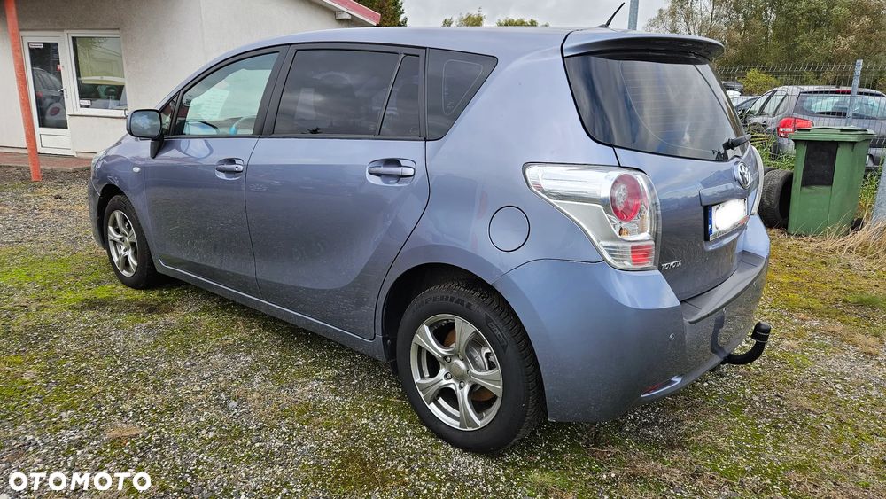 Toyota Verso 2.0 D-4D - 6