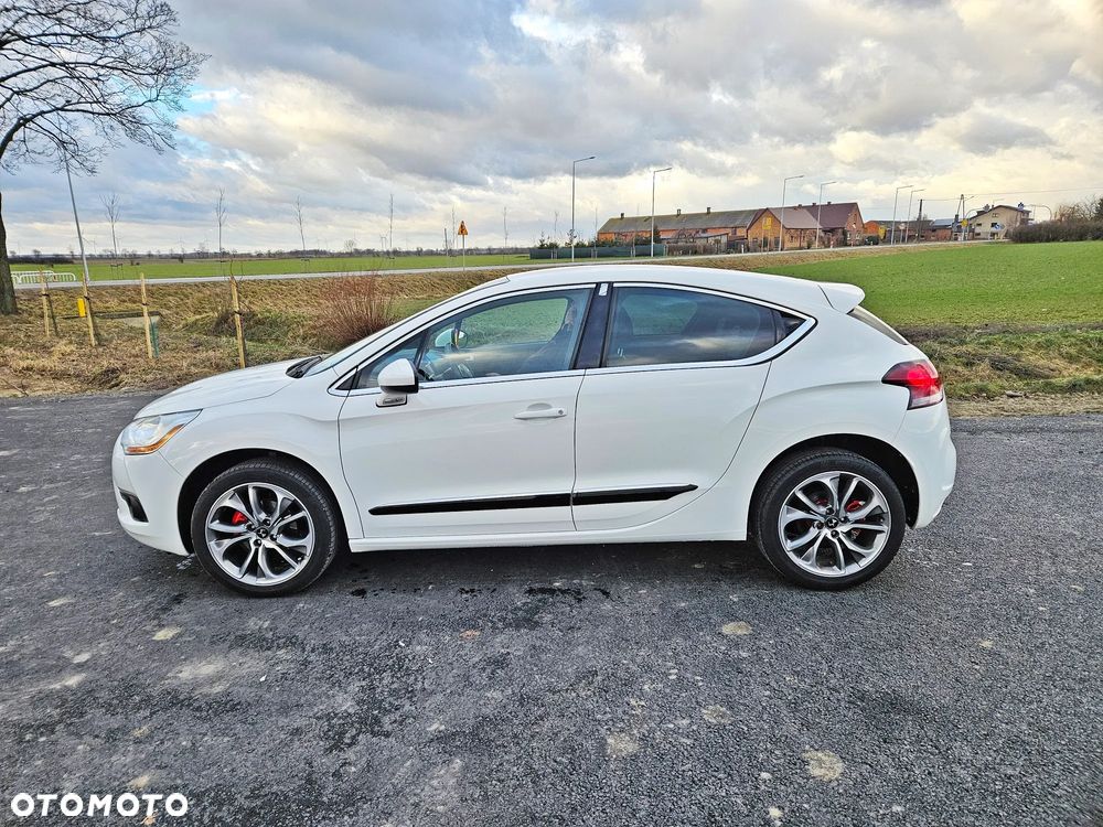 Citroën C4 VTi 120 Exclusive - 5