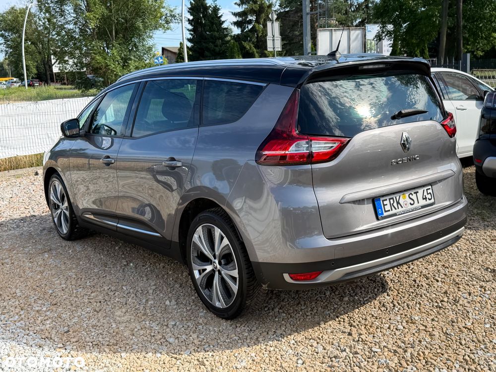 Renault Grand Scenic - 13