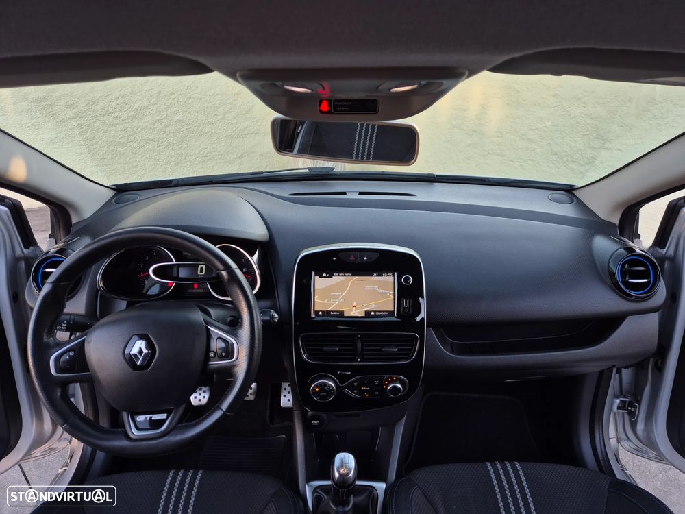 Renault Clio Sport Tourer 1.5 dCi GT Line - 6