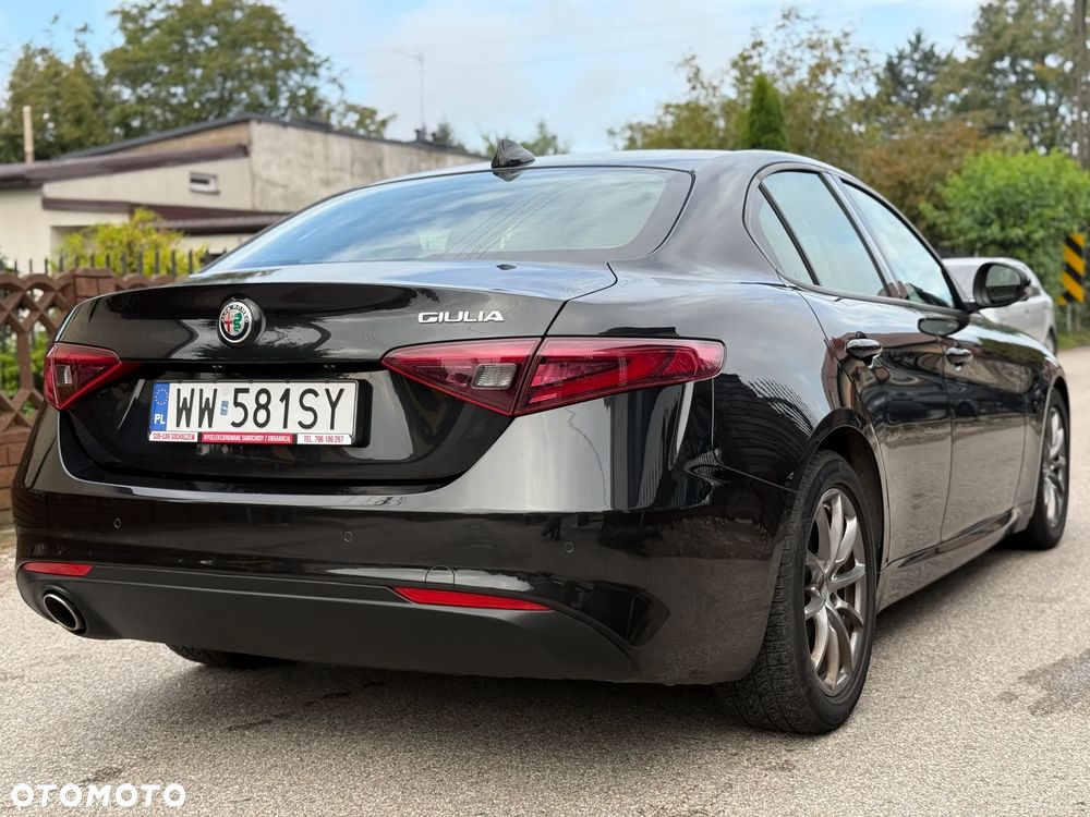 Alfa Romeo Giulia 2.2 D Turbo - 5