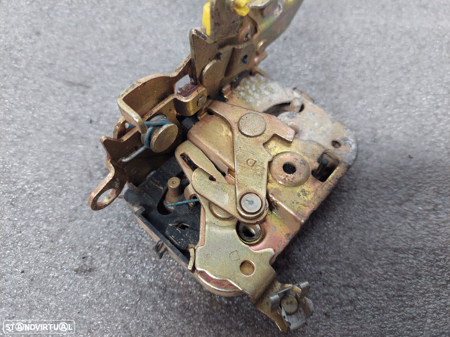 Fecho Porta Frente Dto Volvo S40 I (644) - 4