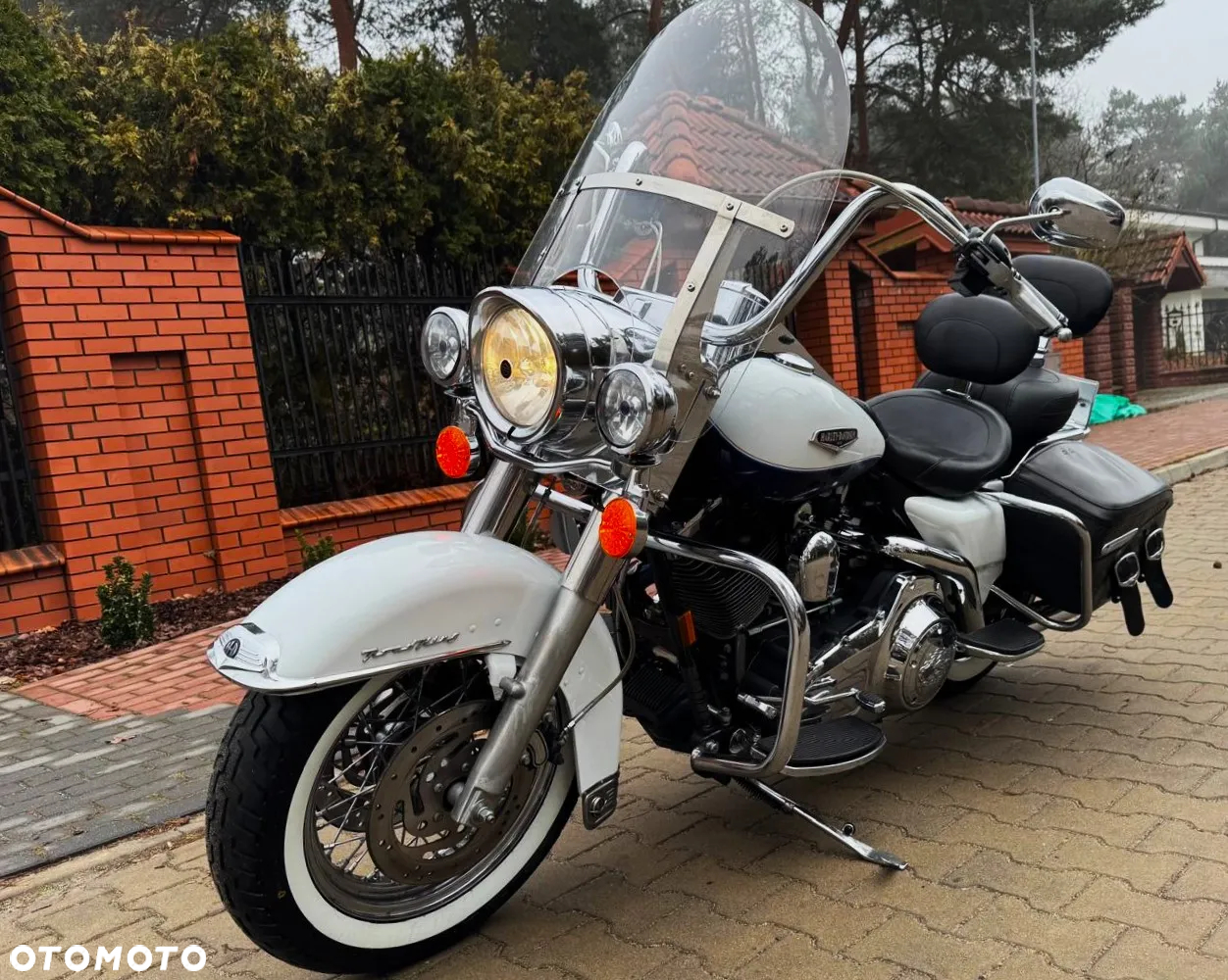 Harley-Davidson Touring Road King - 19